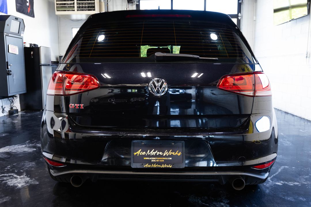 2017 Volkswagen Golf GTI