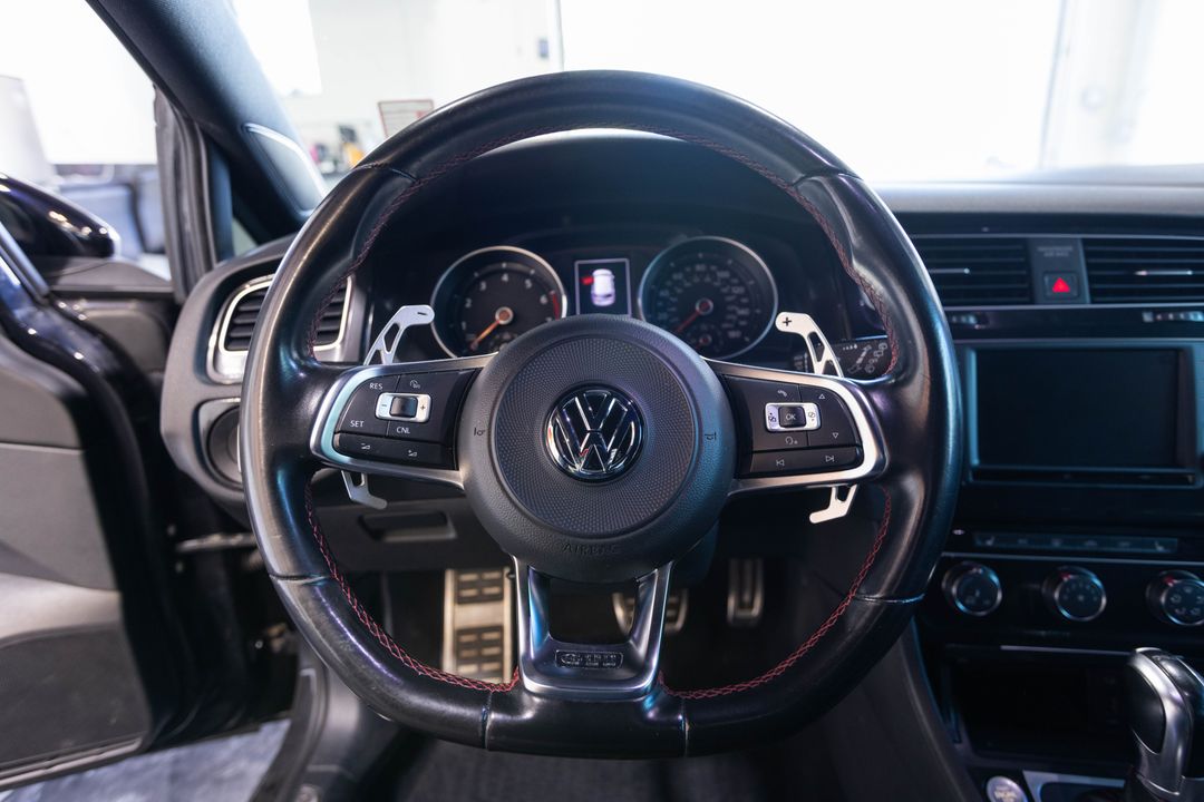 2017 Volkswagen Golf GTI