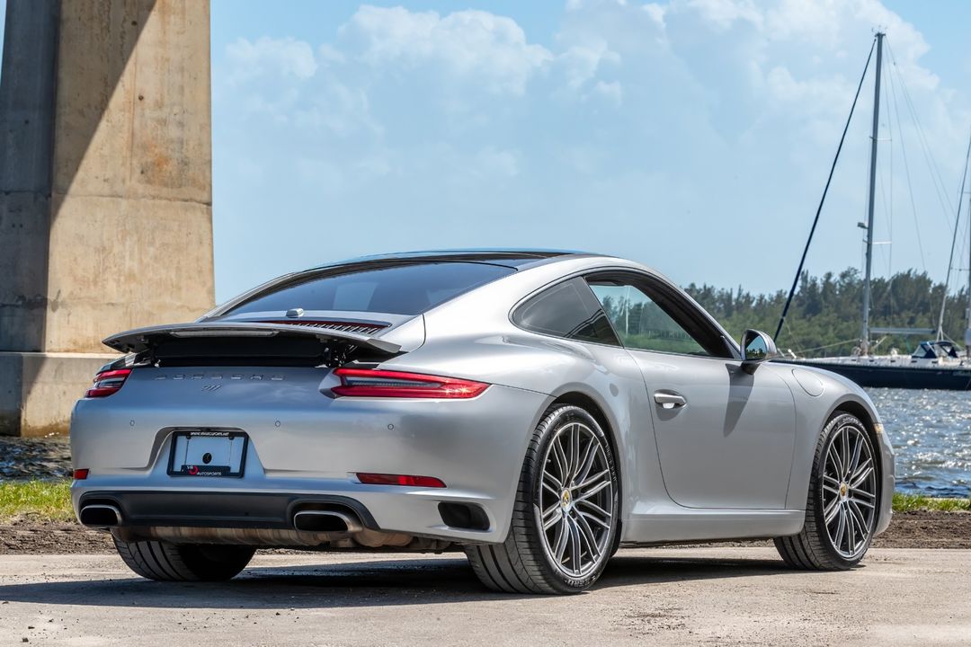 2017 Porsche 911