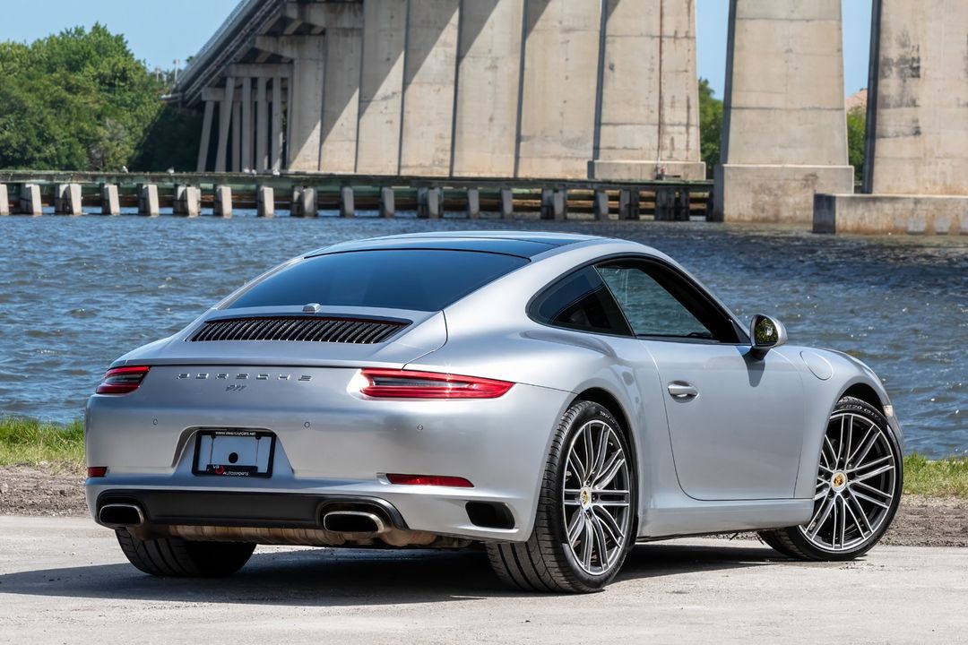 2017 Porsche 911