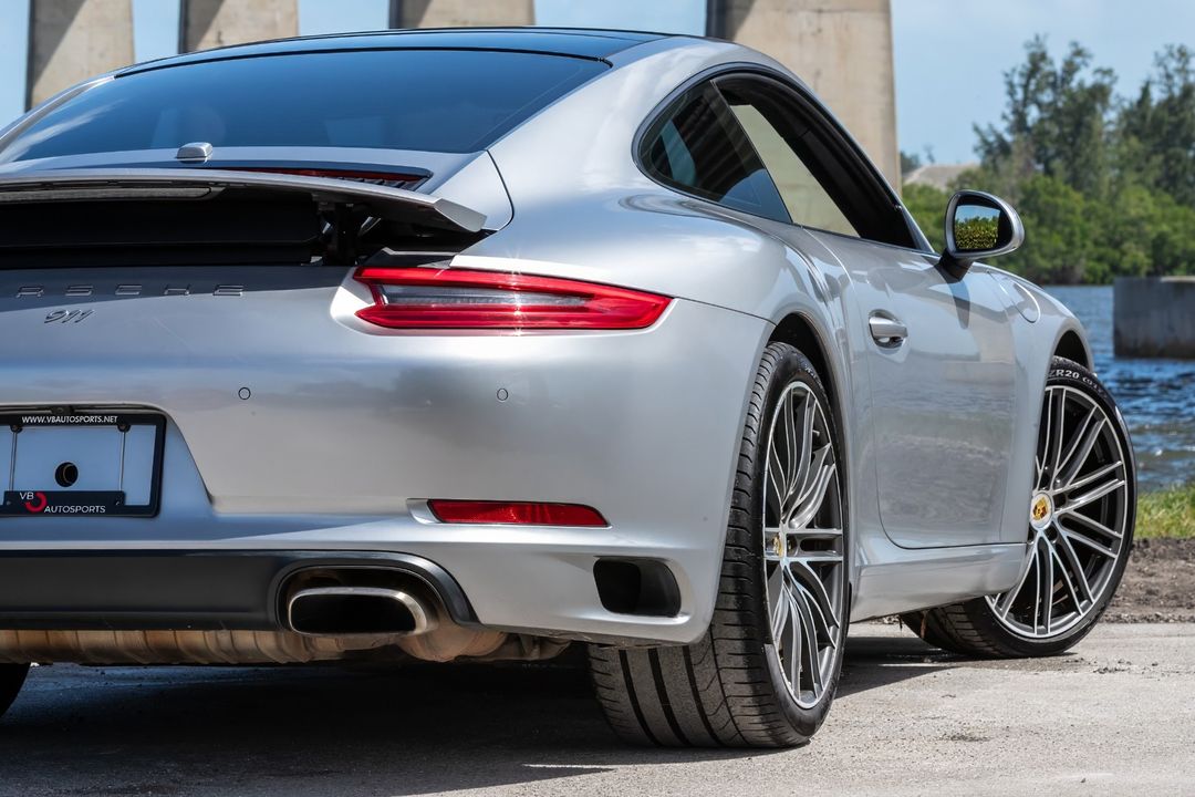 2017 Porsche 911