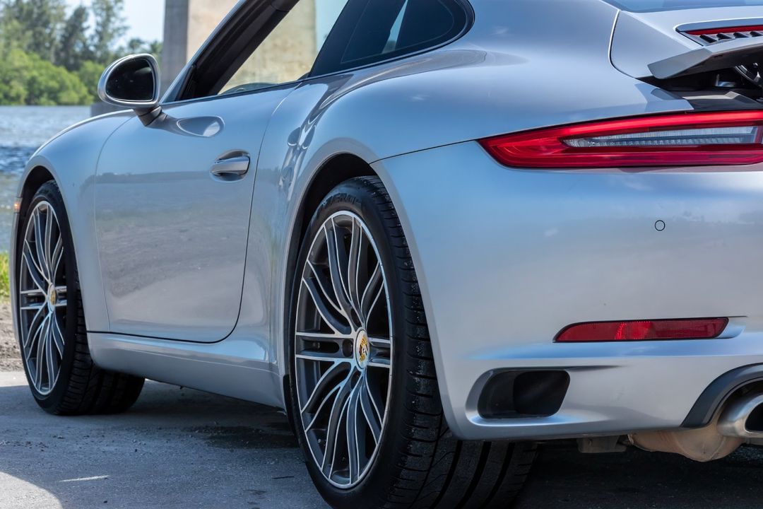 2017 Porsche 911