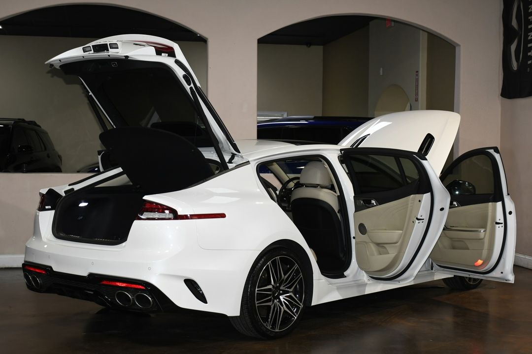 2022 Kia Stinger