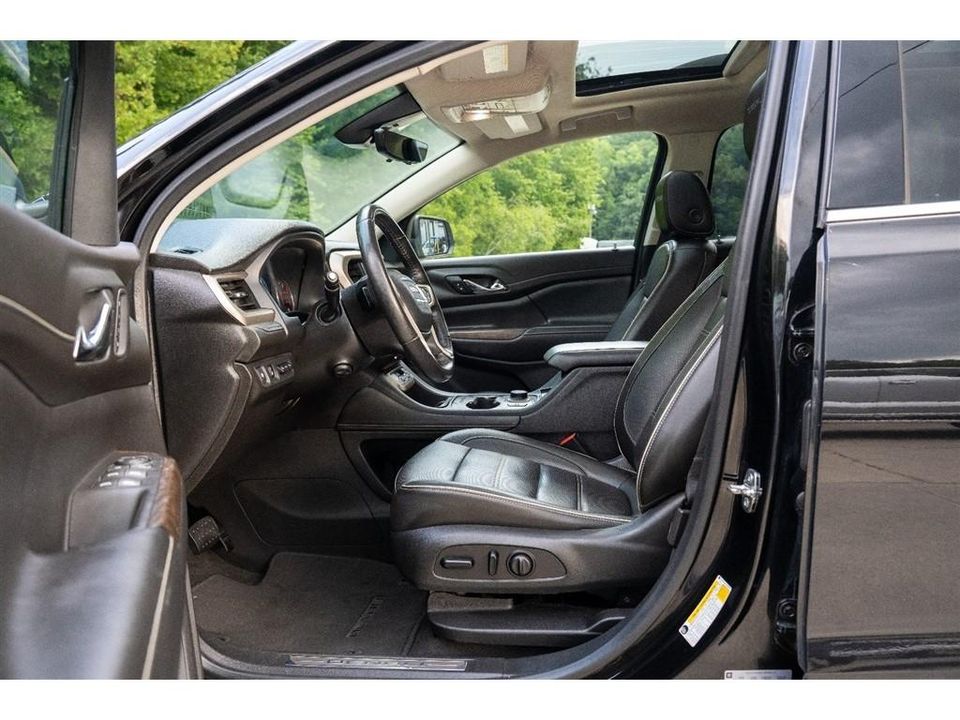 2020 GMC Acadia