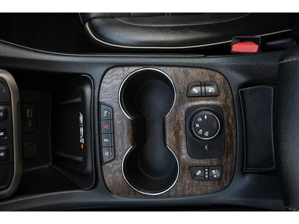 2020 GMC Acadia