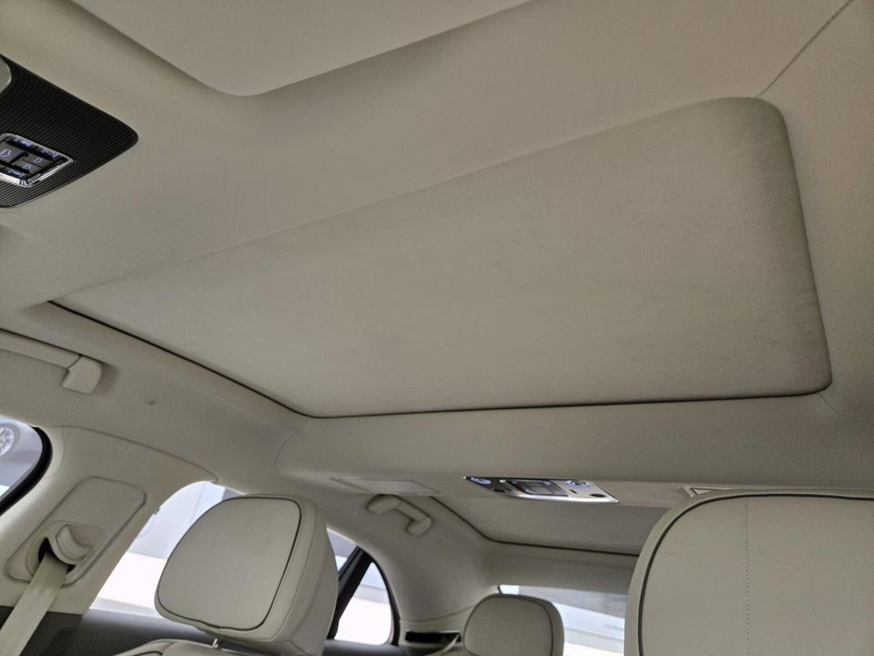 2025 Bentley Flying Spur