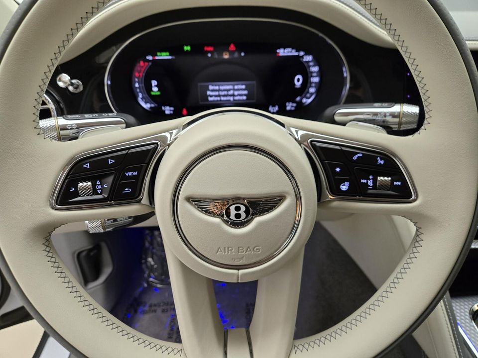 2025 Bentley Flying Spur