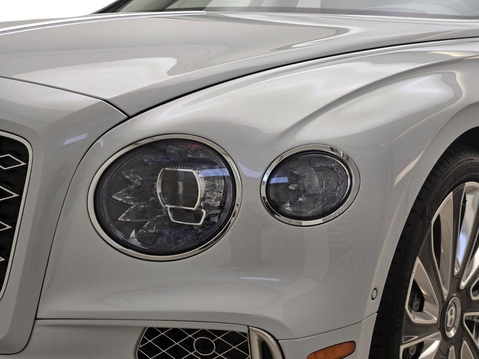 2025 Bentley Flying Spur