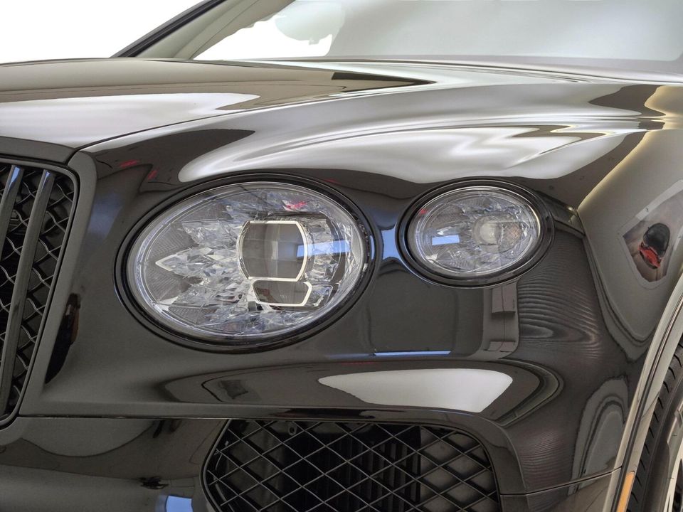 2025 Bentley Bentayga