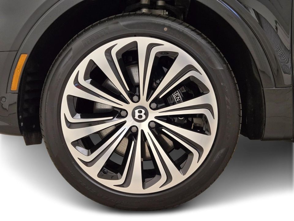 2025 Bentley Bentayga