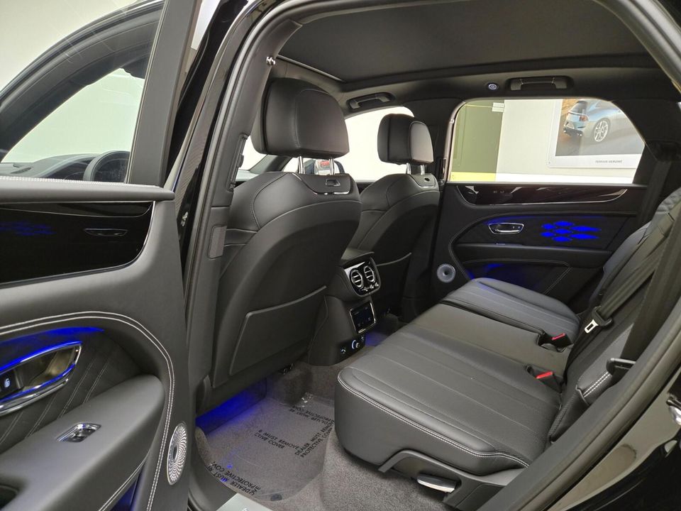 2025 Bentley Bentayga
