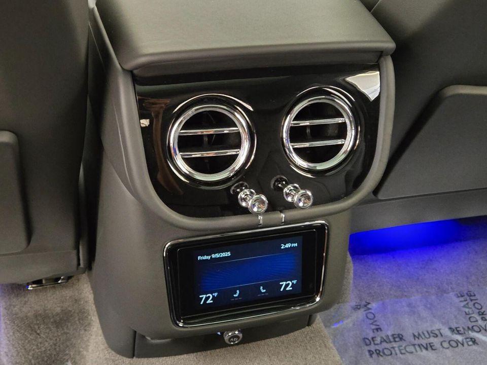 2025 Bentley Bentayga