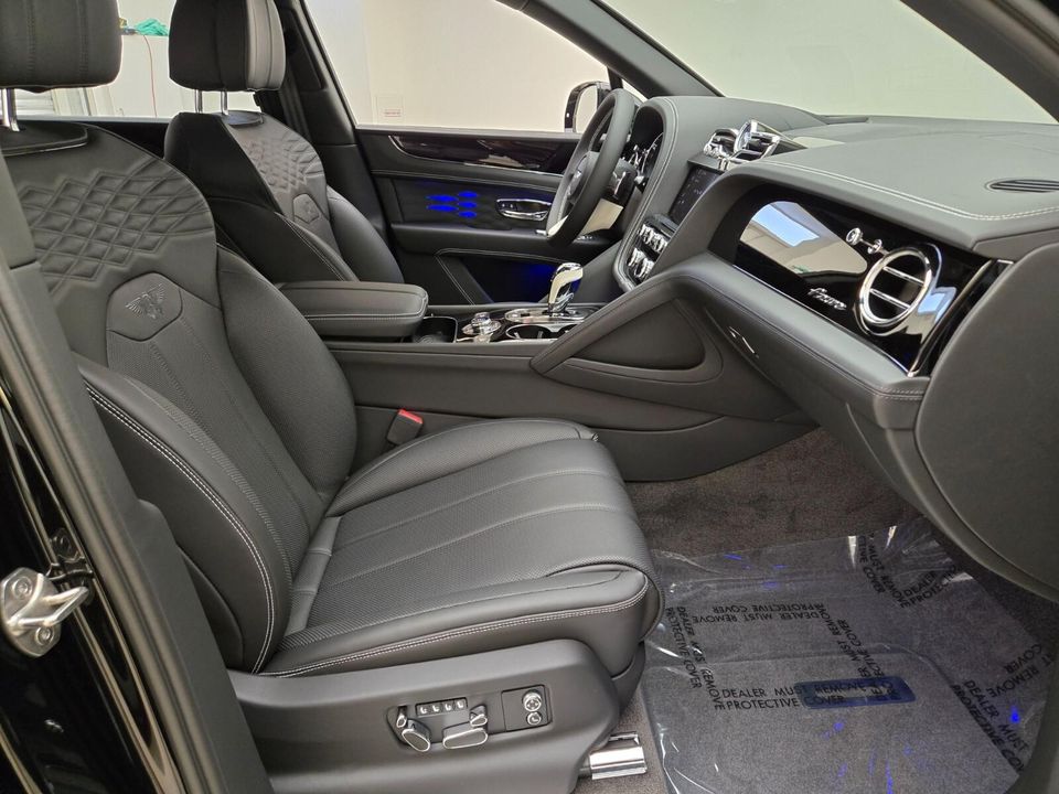 2025 Bentley Bentayga