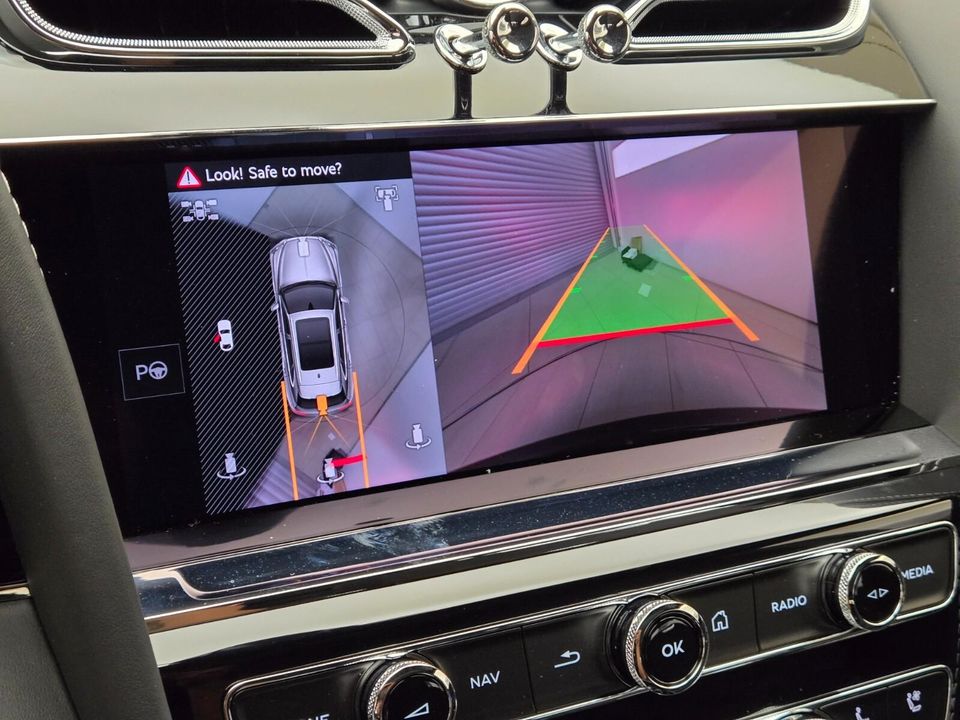 2025 Bentley Bentayga
