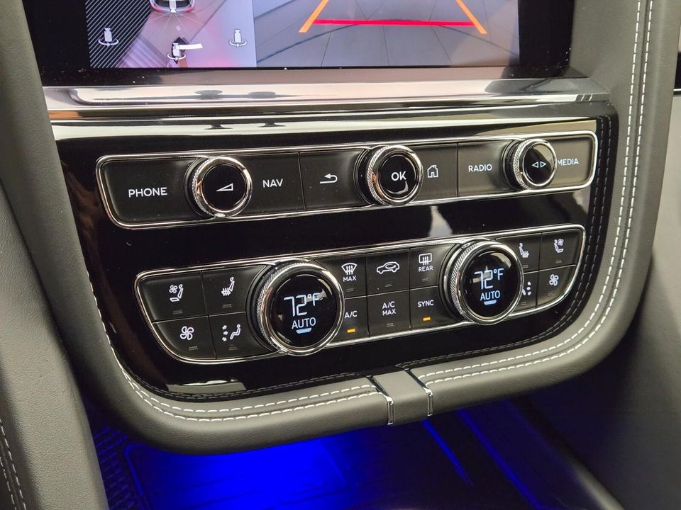 2025 Bentley Bentayga