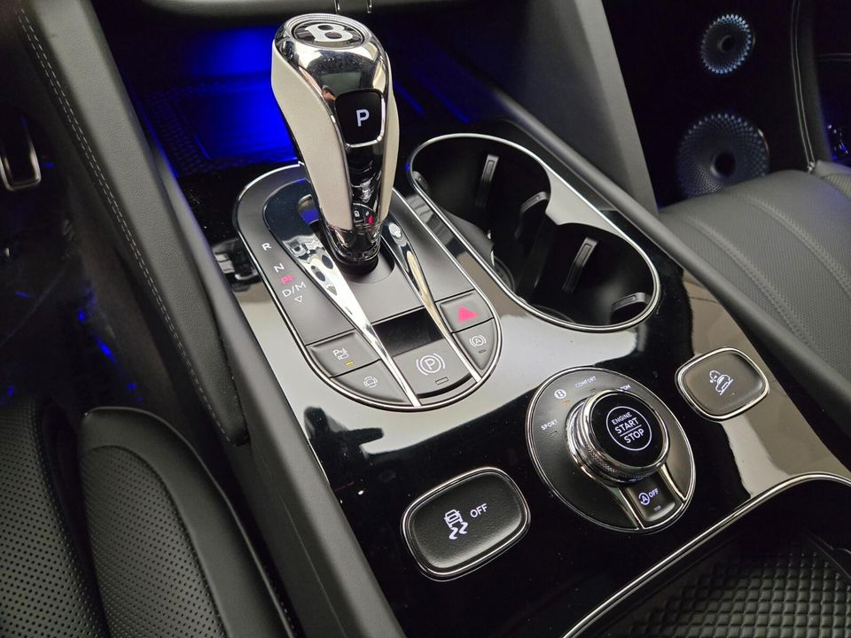 2025 Bentley Bentayga