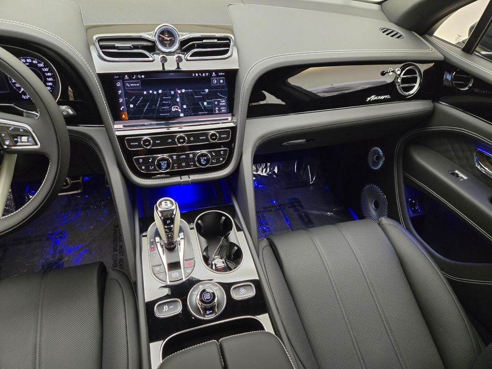2025 Bentley Bentayga