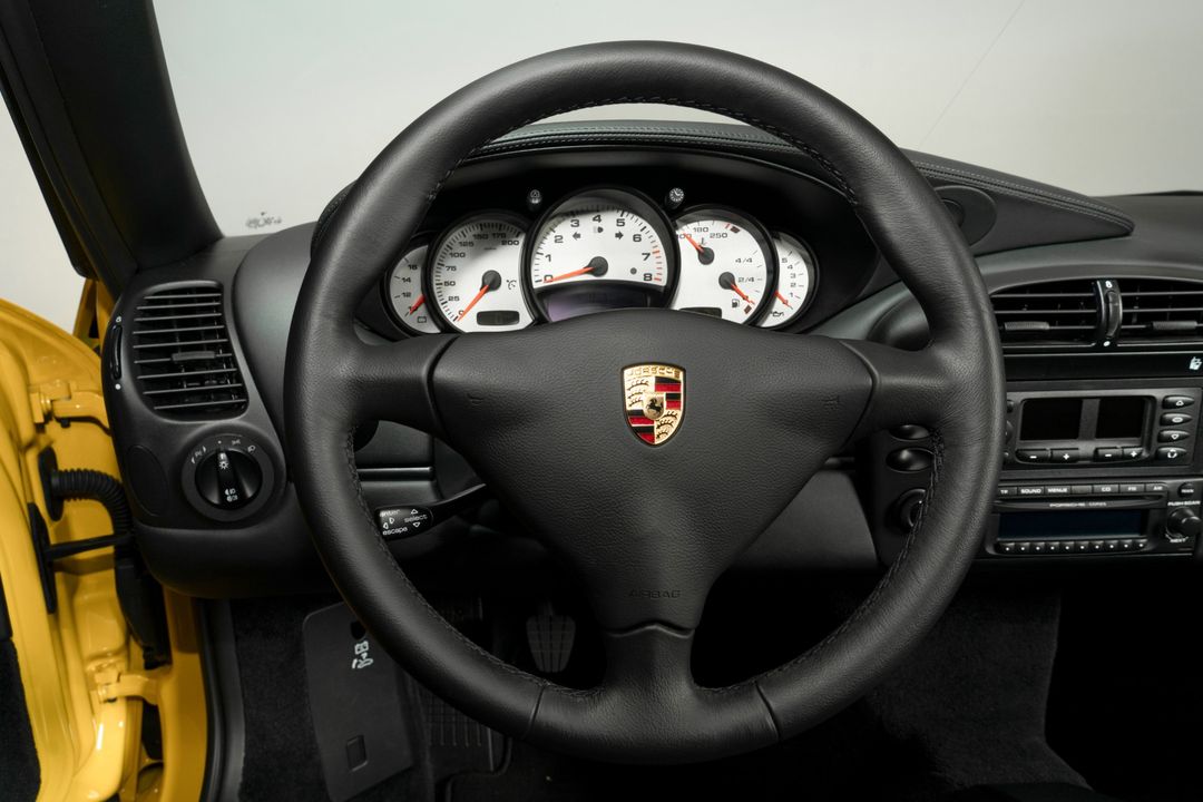 2003 Porsche 911