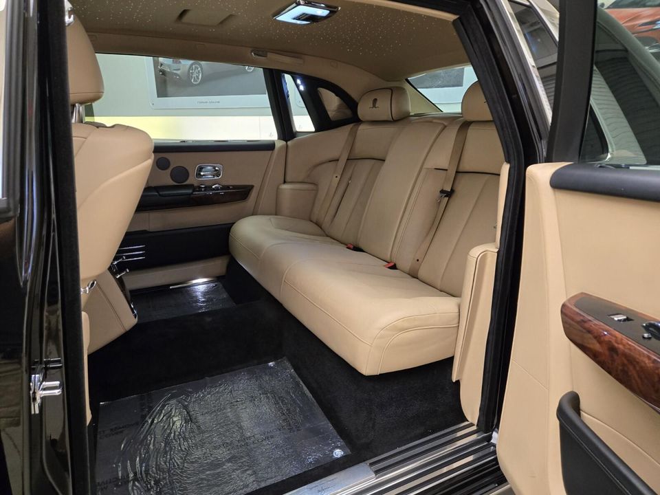 2020 Rolls-Royce Phantom