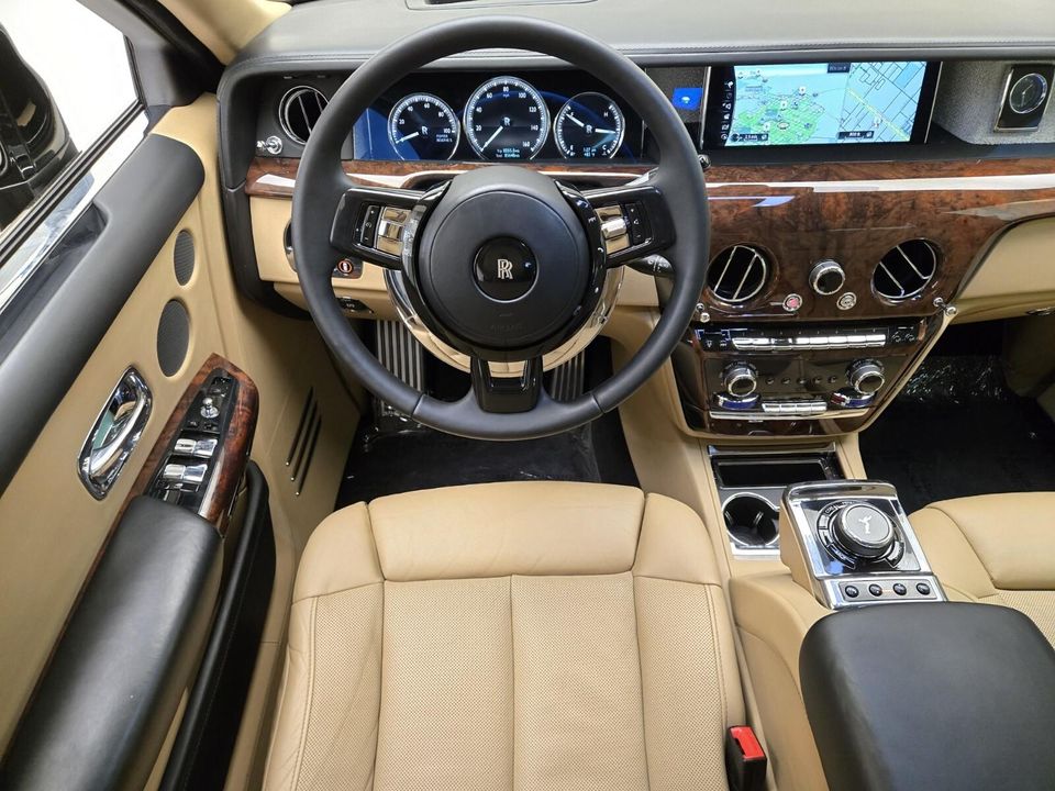 2020 Rolls-Royce Phantom