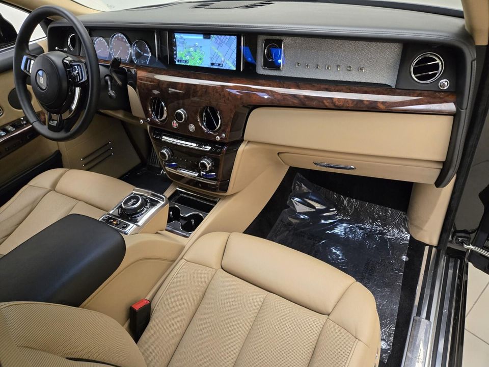 2020 Rolls-Royce Phantom