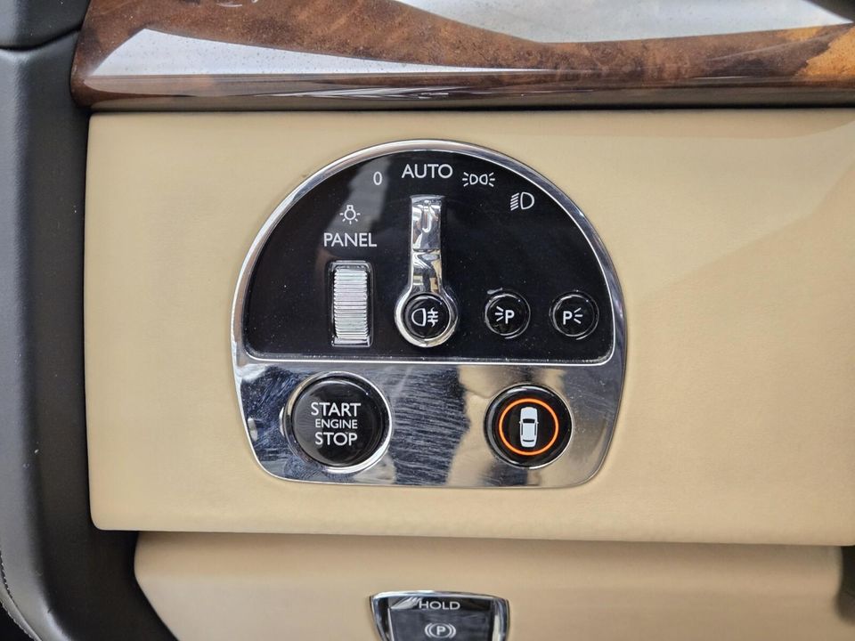 2020 Rolls-Royce Phantom