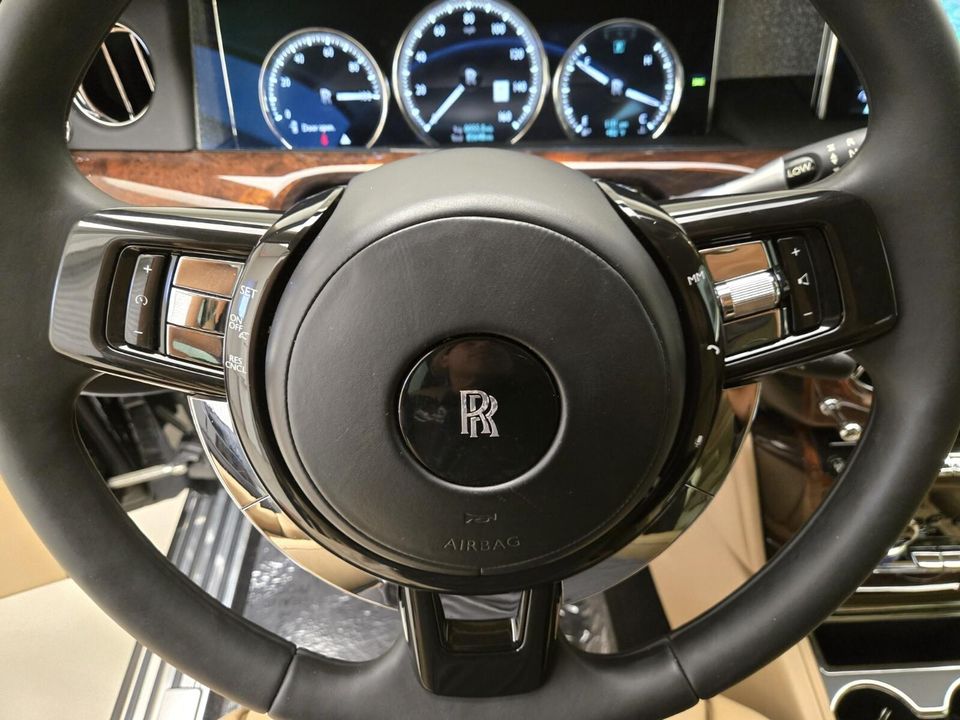 2020 Rolls-Royce Phantom