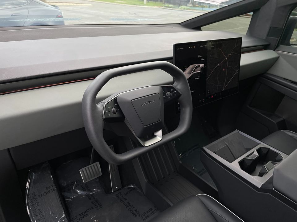 2025 Tesla Cybertruck