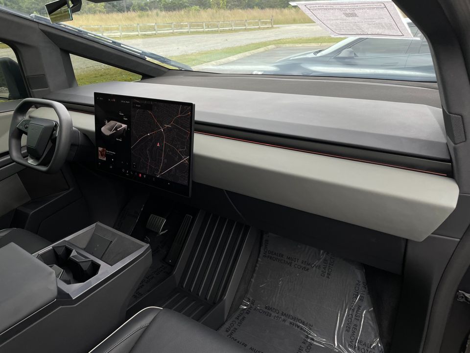2025 Tesla Cybertruck