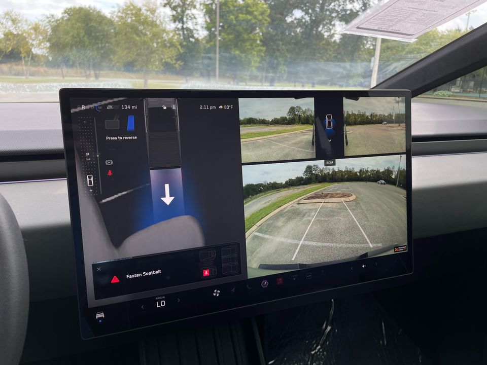 2025 Tesla Cybertruck