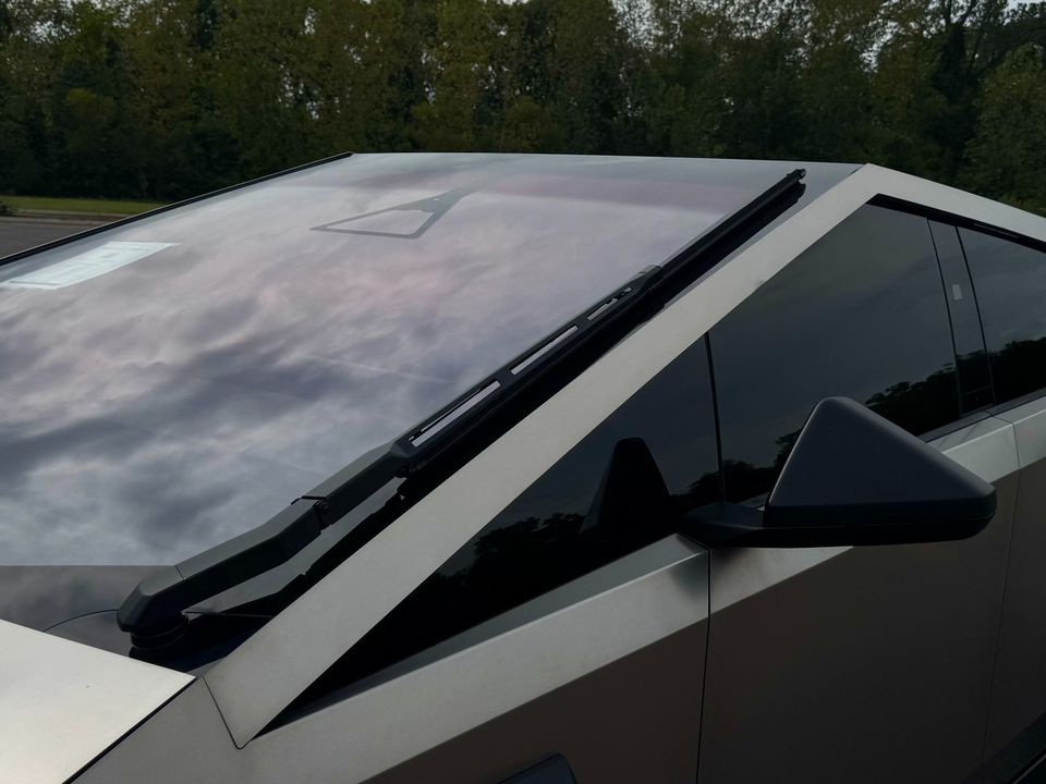 2025 Tesla Cybertruck
