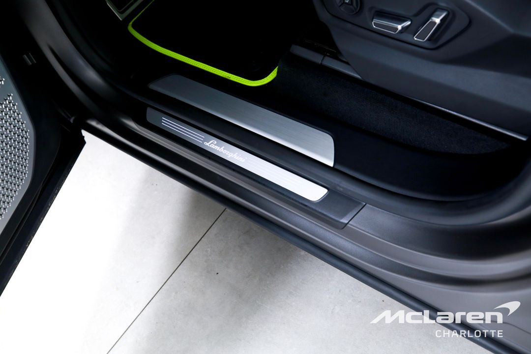 2022 Lamborghini Urus