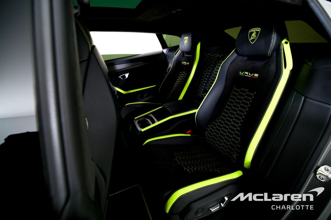 2022 Lamborghini Urus