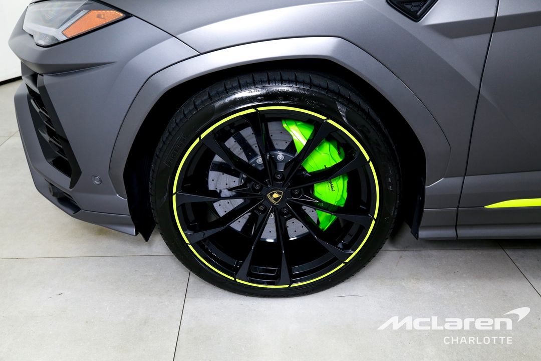 2022 Lamborghini Urus