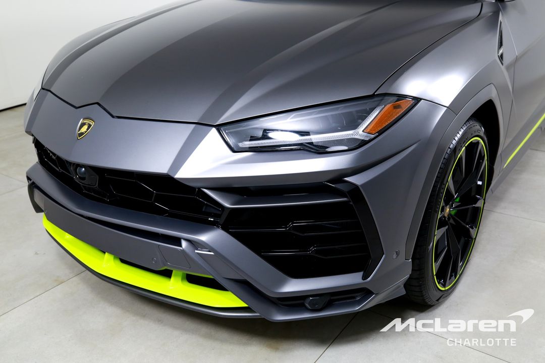 2022 Lamborghini Urus