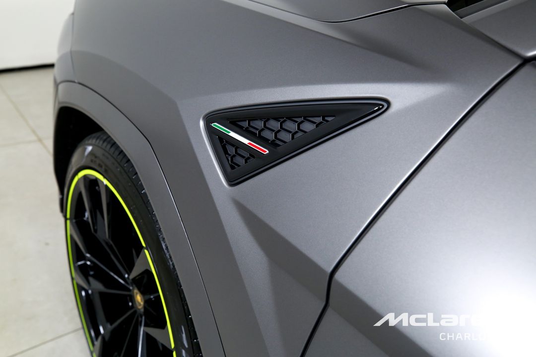 2022 Lamborghini Urus