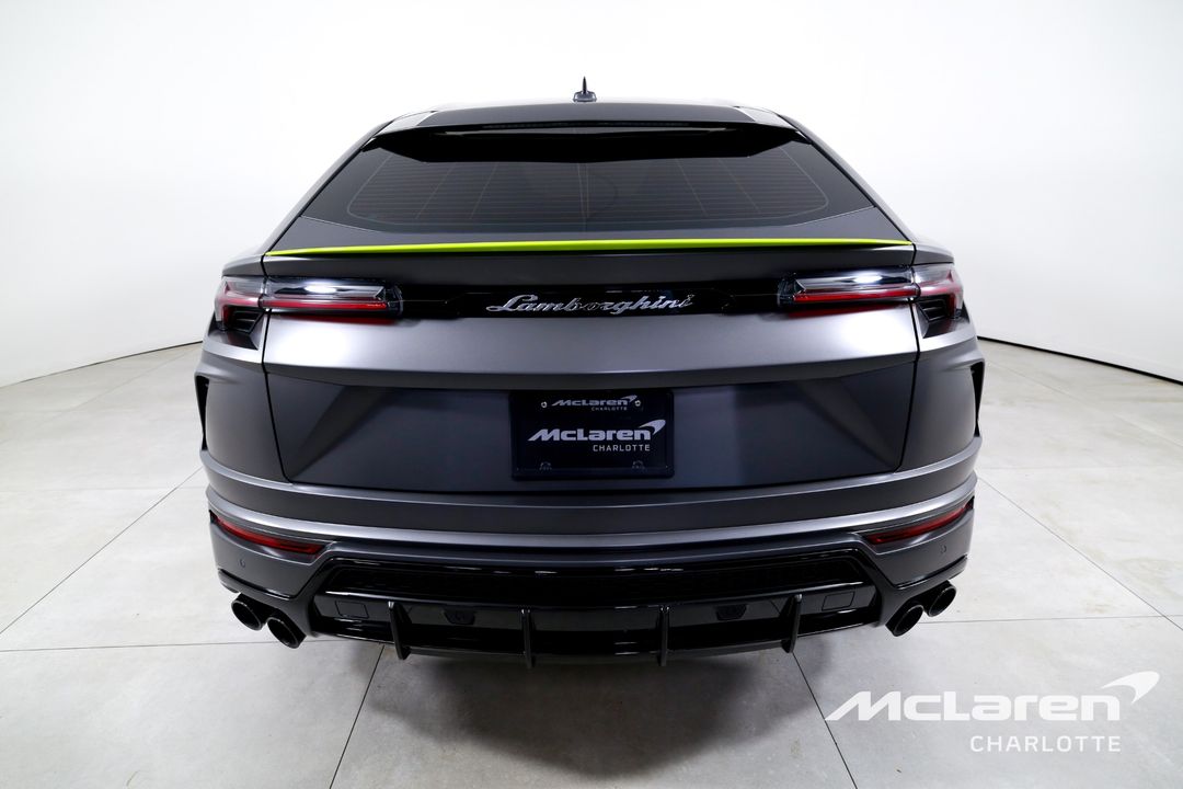 2022 Lamborghini Urus
