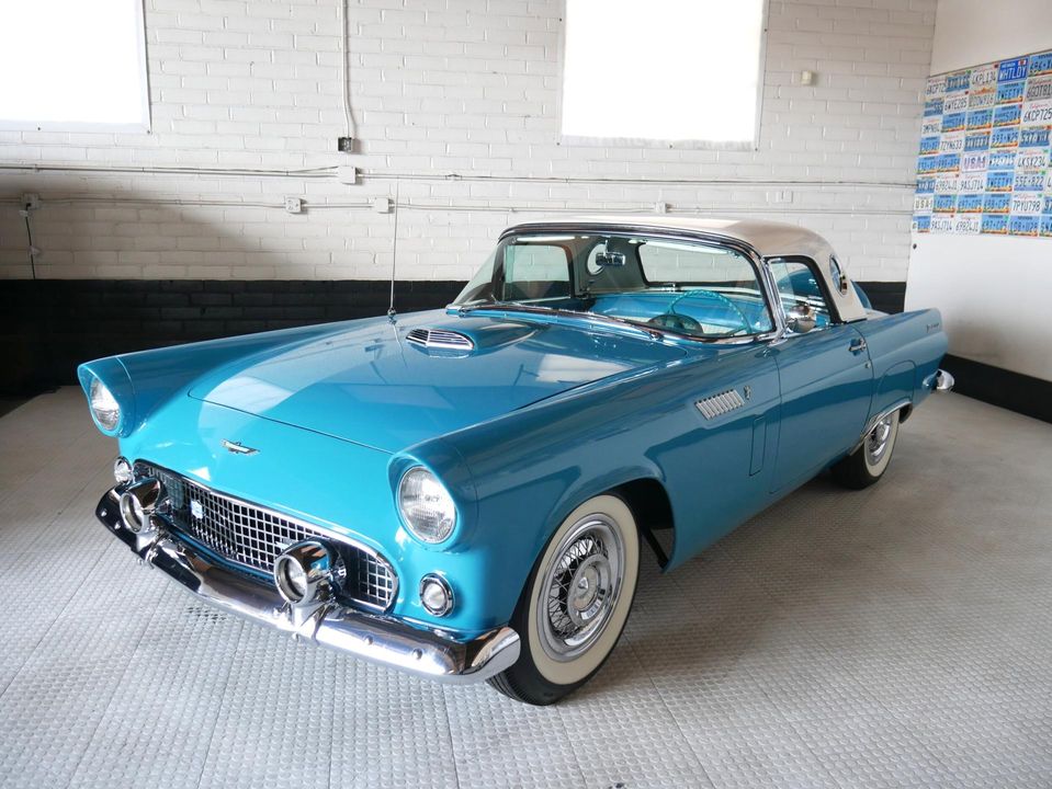 1956 Ford Thunderbird
