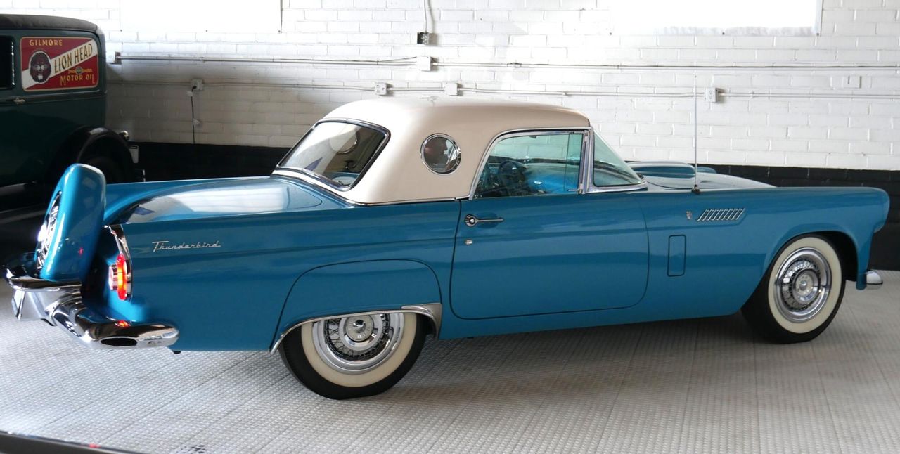 1956 Ford Thunderbird