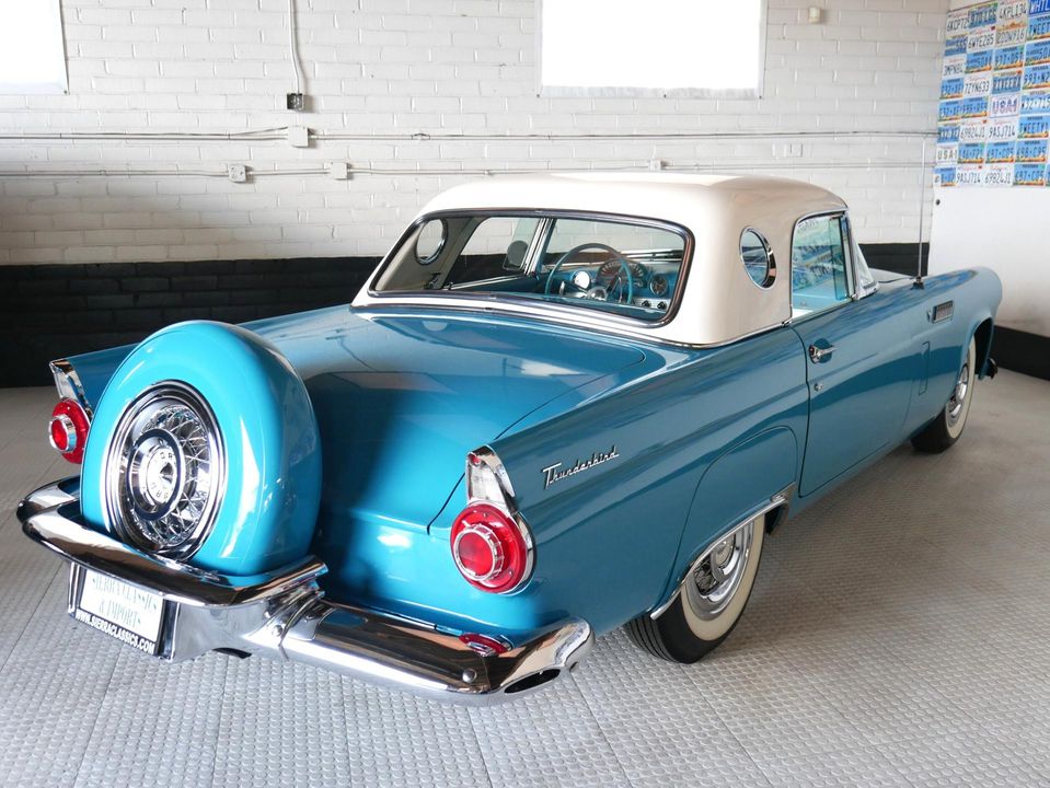 1956 Ford Thunderbird