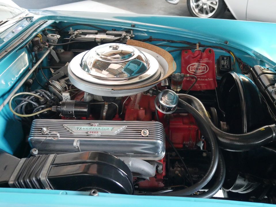 1956 Ford Thunderbird