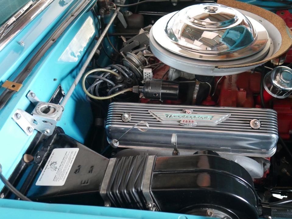 1956 Ford Thunderbird
