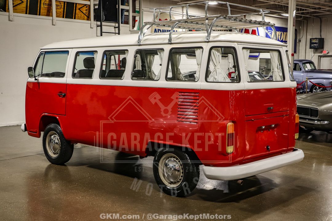 1973 Volkswagen Type 2 Bus