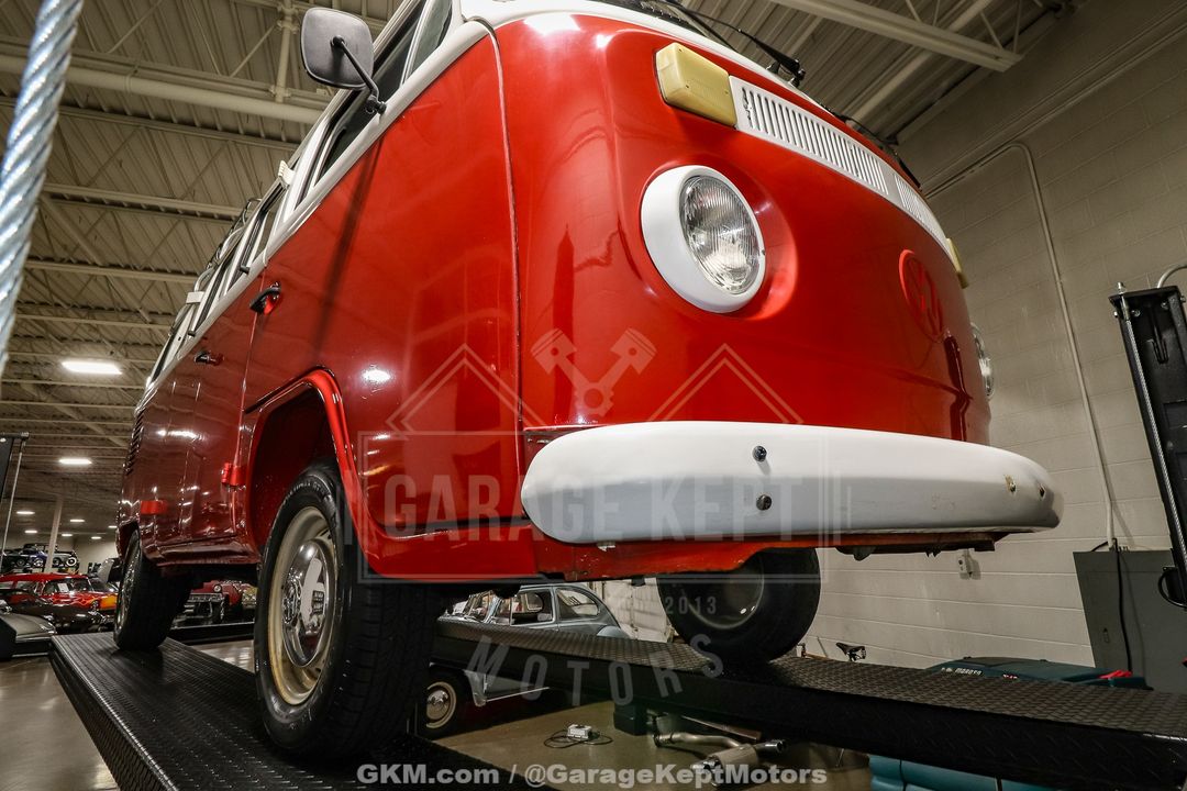 1973 Volkswagen Type 2 Bus