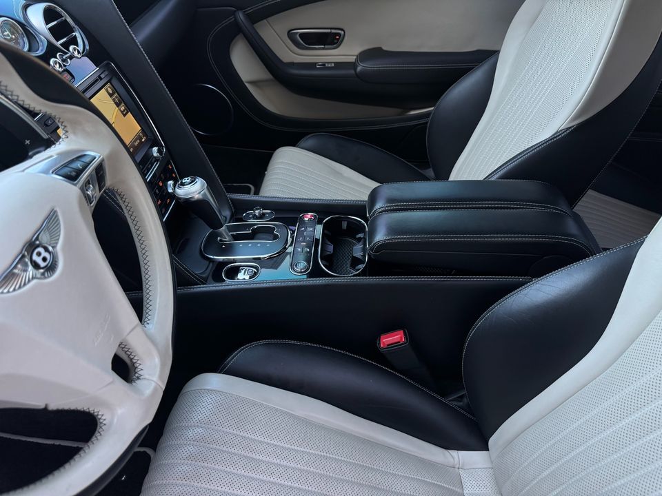 2016 Bentley Continental