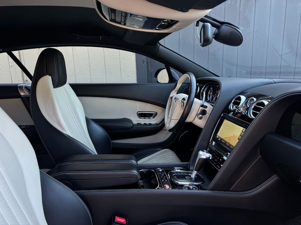 2016 Bentley Continental