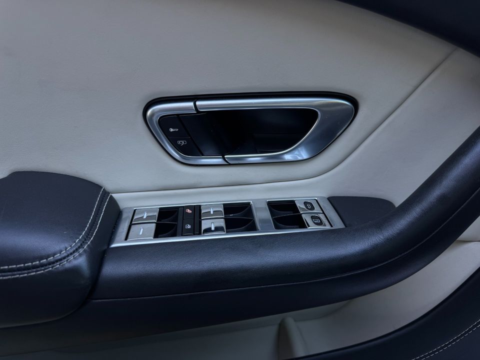 2016 Bentley Continental