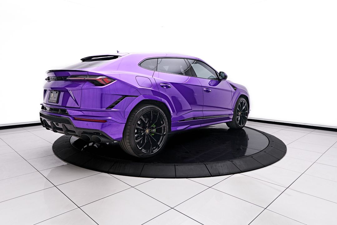 2024 Lamborghini Urus