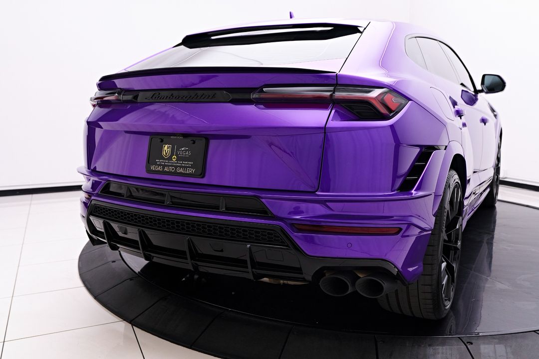 2024 Lamborghini Urus