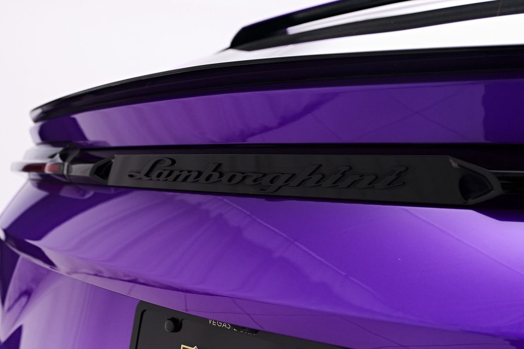 2024 Lamborghini Urus